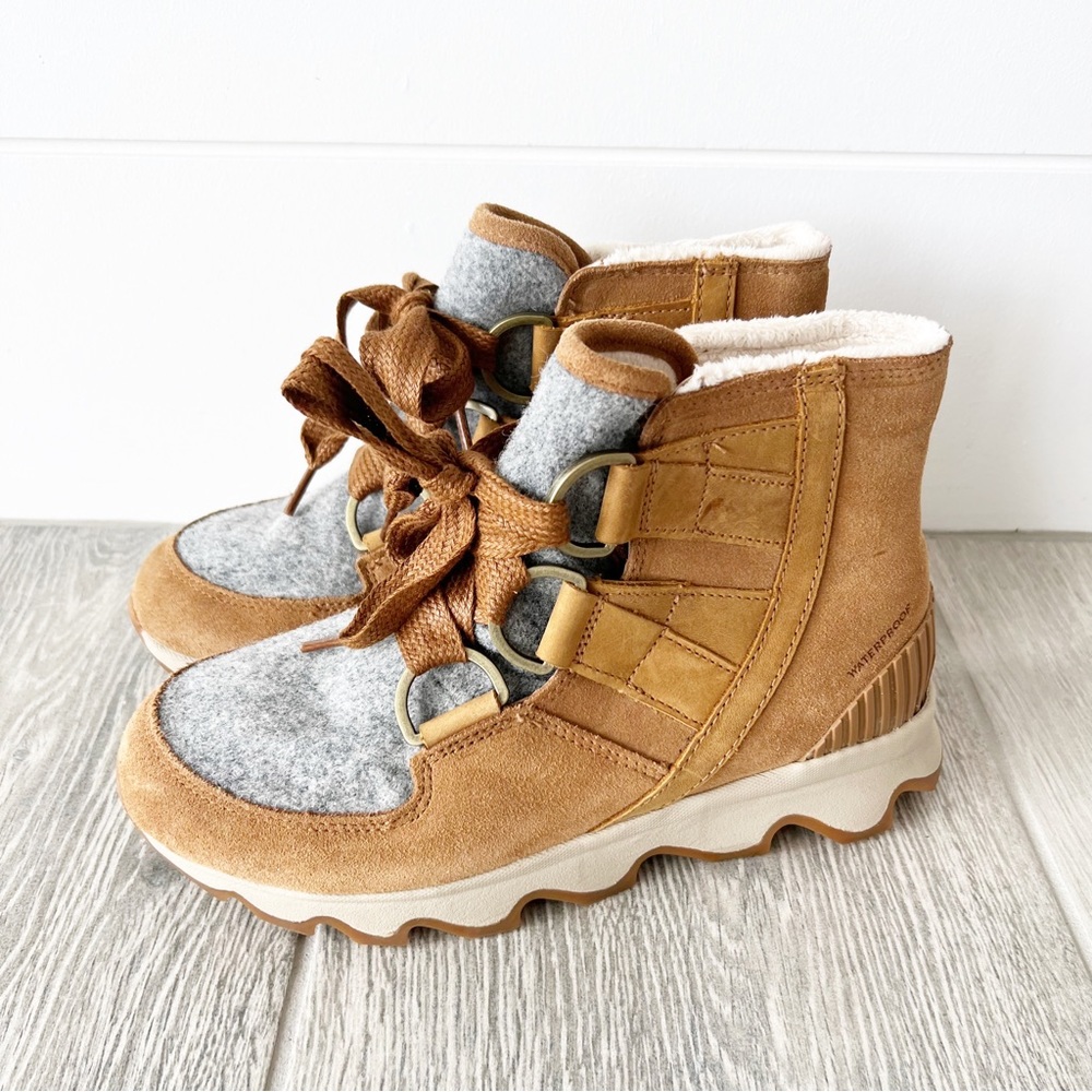 Sorel Women's Kinetic Short Lace-Up Boot Waterproof Suede Brown Grey 8 NWOB - Picture 2 of 8